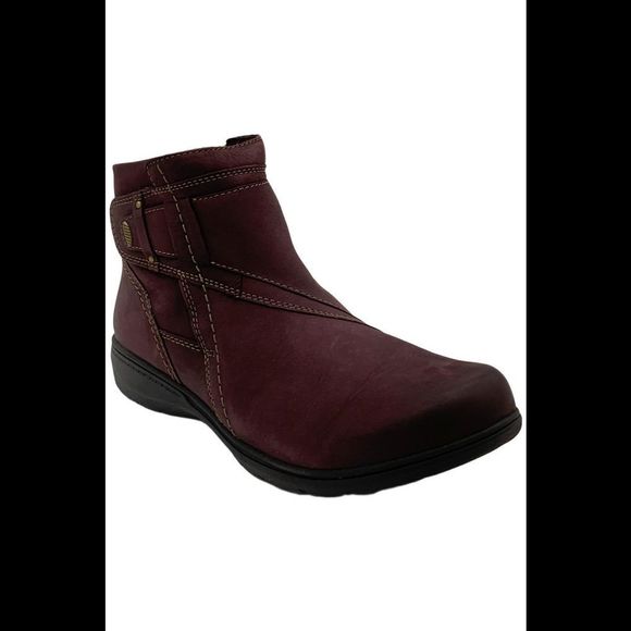 Clarks Collection Women's Leather Ankle Boots Carleigh Style Wine - Wide - Picture 1 of 3